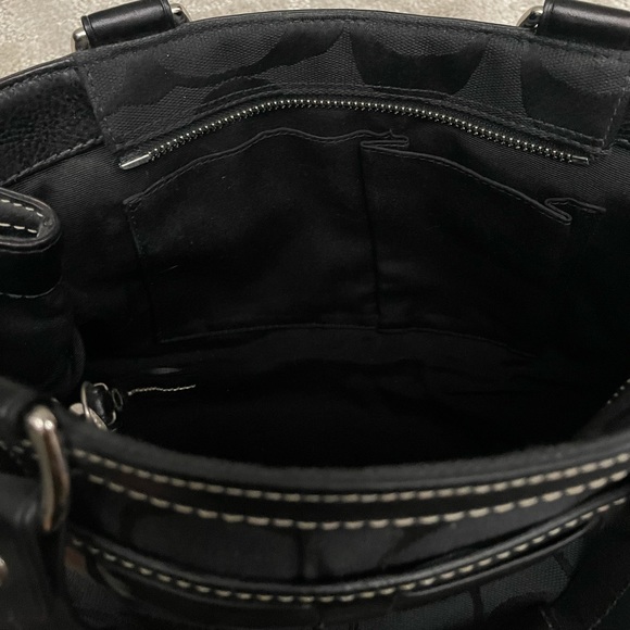 Coach Handbag - Picture 12 of 13